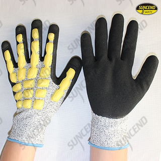 Sandy nitrile palm coated HPPE liner anti-impact and anti-cut gloves