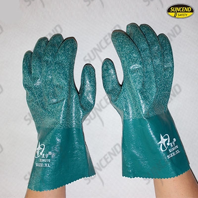 Green latex fully dipped long cuff anti-slip work gloves